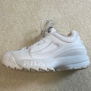 Selling women’s white, size 9, Fila Disrupters 2
